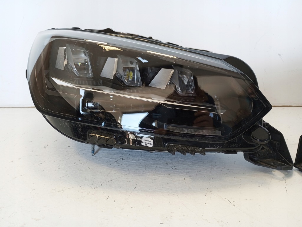 Фара фонари full led рестайлинг  peugeot 2008 2 9850598580 9850597780 Доставка