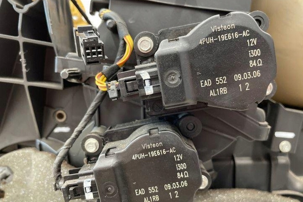 фото №7, Отопитель citroën c6 td_ 9657351180 2.72l дизель 150kw 2006