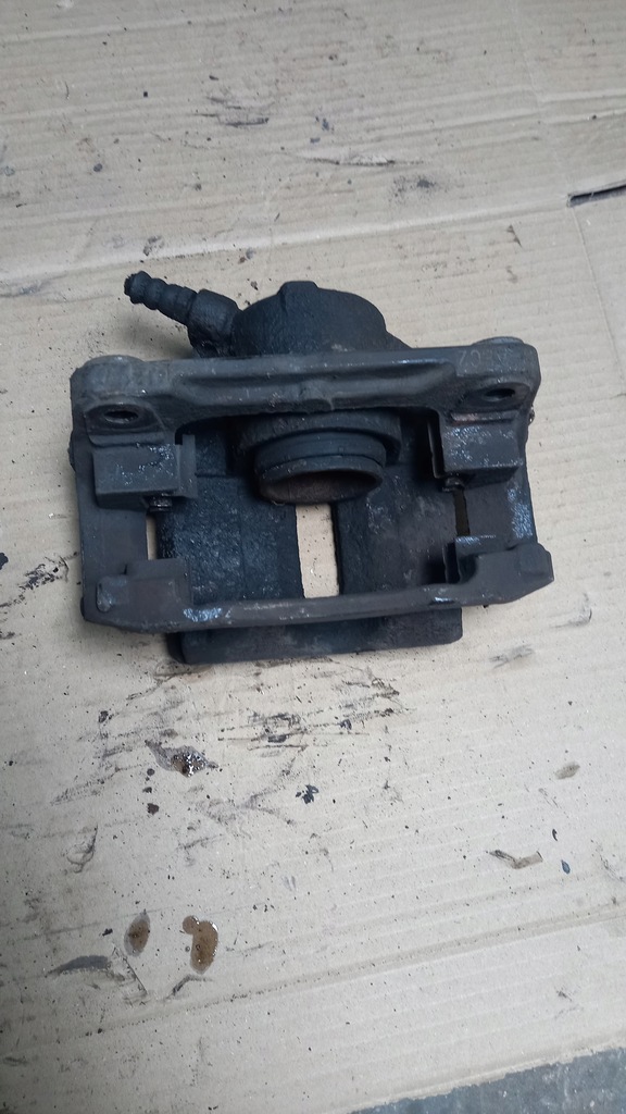 фото №2, Супорт лівий перед renault megane ii 04r