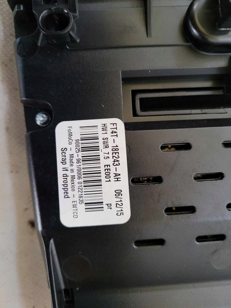 фото №4, Панель рамка обдув радио ford edge mk2 2016-