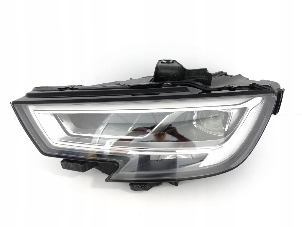 фото №1, Audi a3 rs3 s3 8v0 lift 16-20 лампа левая matrix full led eu