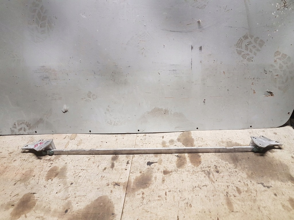 фото №1, Розпірка чашка audi a8 d2