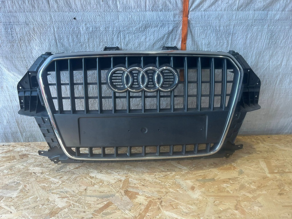 фото №1, Audi q3 8u 8u0 решётка радиатора решётка радиатора оригинал 8u0853653h