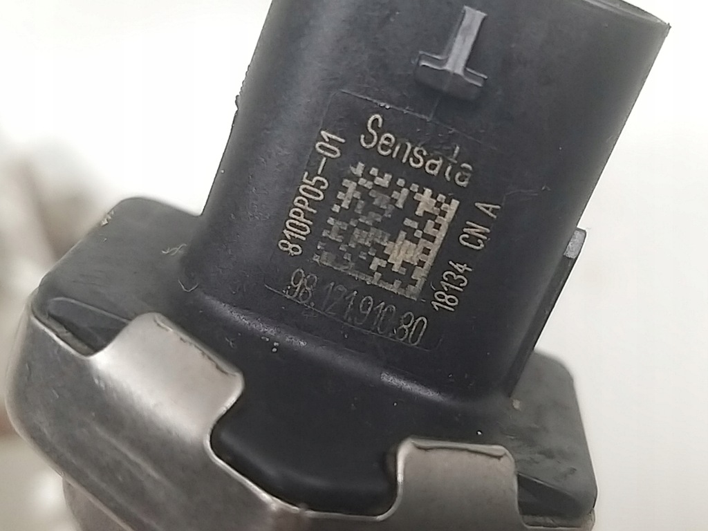 фото №9, Молдинг впрыскная датчик 1.6 thp 225km 5g06 citroen ds7 3008 508 9814468180