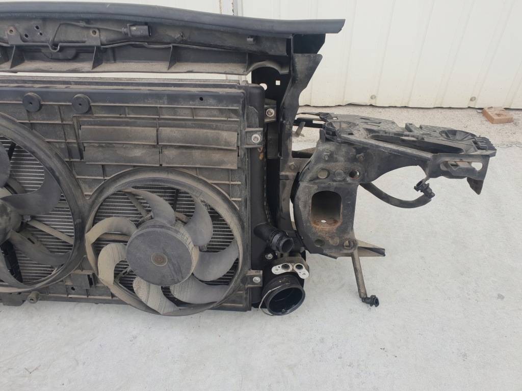 фото №8, Skoda octavia ii 2.0 tdi pas передній радіатор