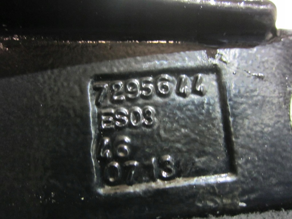 фото №13, Bmw f34 gt петля крышки багажника 7295643 петли