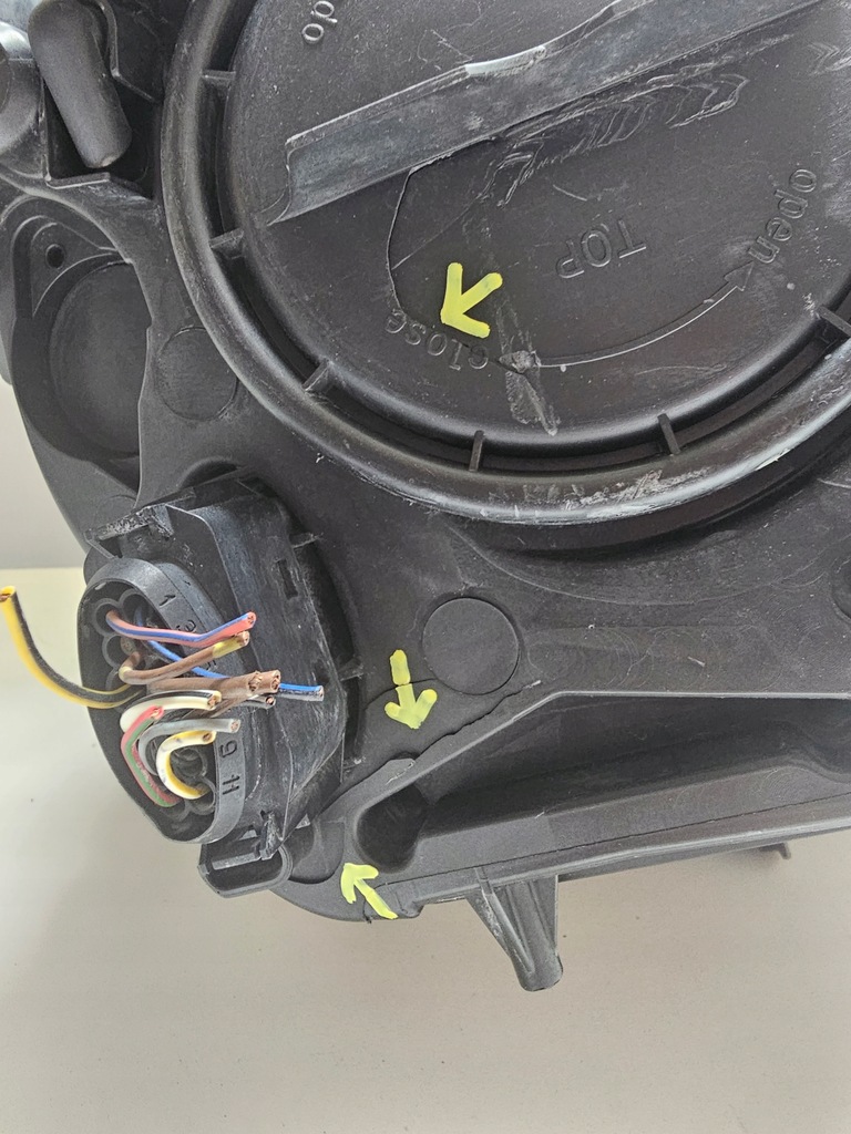 фото №10, Лампа левая передняя skoda yeti 5l1941015a