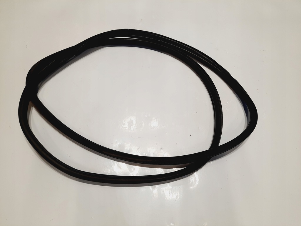 фото №1, Porsche cayman r 987 11r прокладка кришки багажника 98751261100