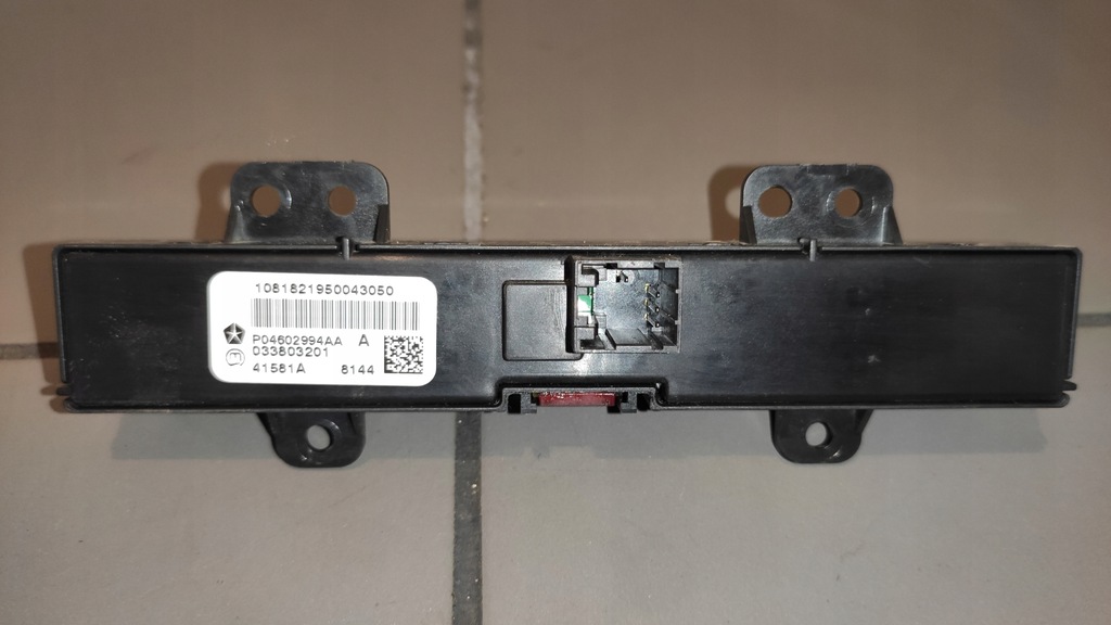 фото №7, Jeep cherokee liberty kk кнопка світла аварійних панель кнопок