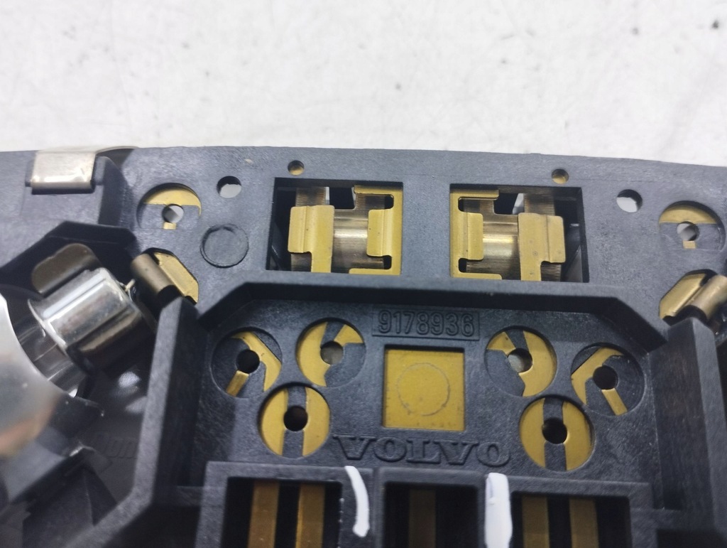 фото №8, Volvo xc90 2005 освещение кабины