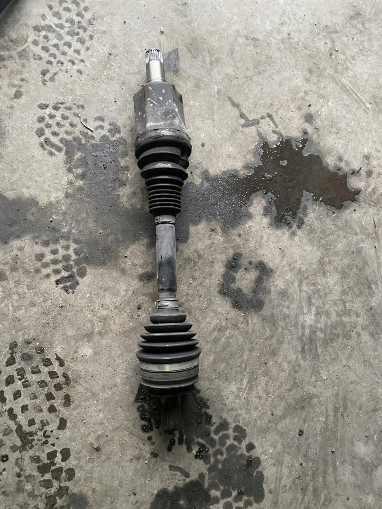 Купить Mercedes glc w253 приводной вал a2533301300