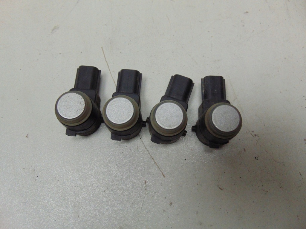 Купити Датчик паркування pdc opel astra j 25855503