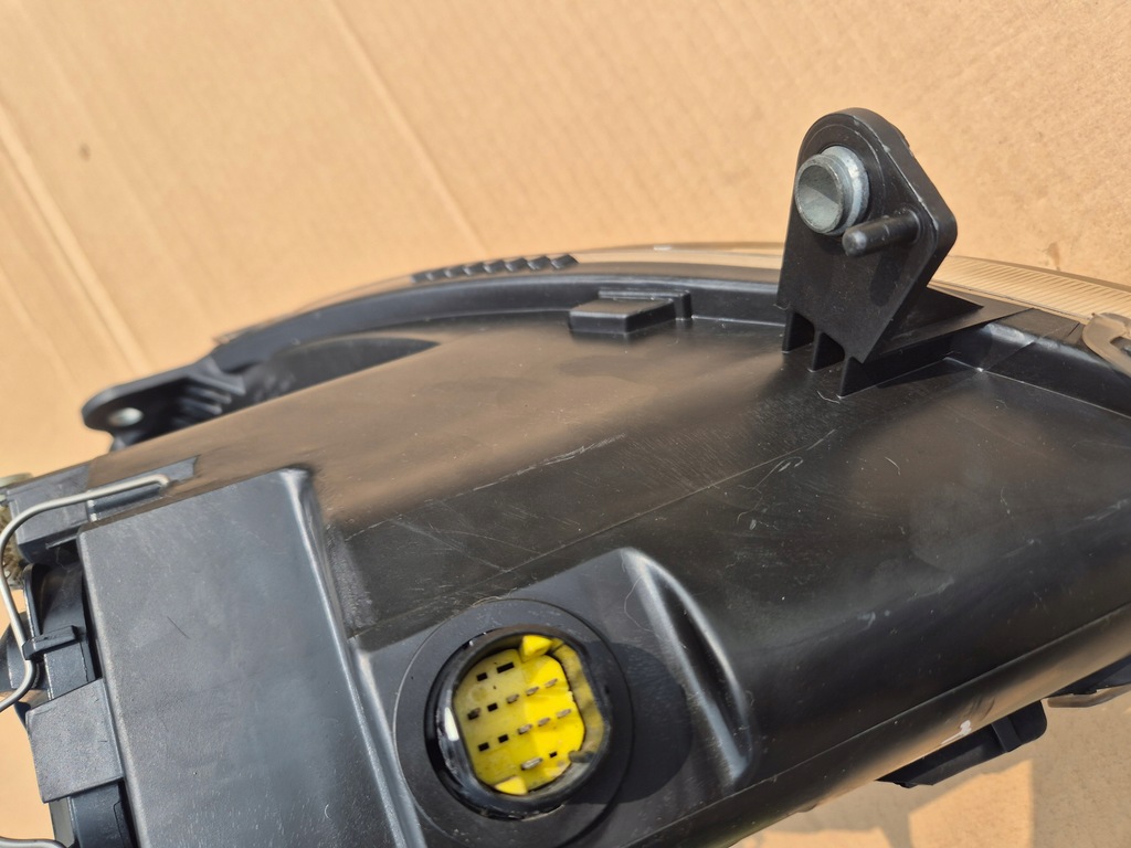 фото №9, Lancia ypsilon musa ліва лампа. 2003-2006.hella.