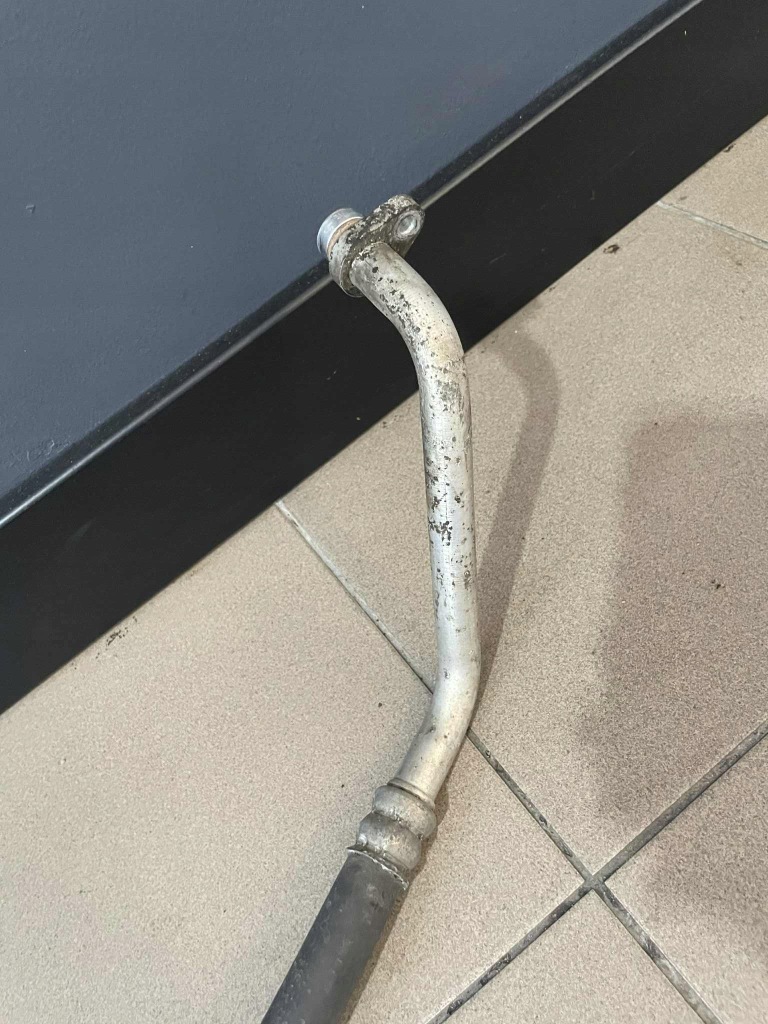 Dacia logan ii шланг трубка патрубок кондиціонера 924549386r Ціна