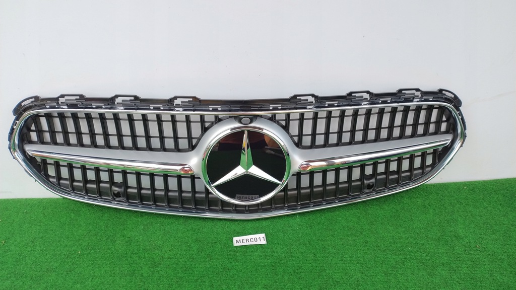 фото №1, Mercedes c-klasa w206 решётка радиатора решётка радиатора pod датчики радар i камера merc011
