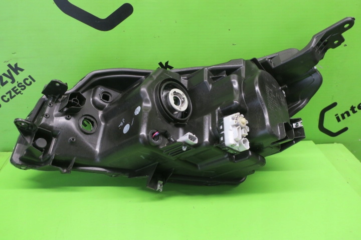 фото №15, Suzuki celerio 2014 - фара перед правый led