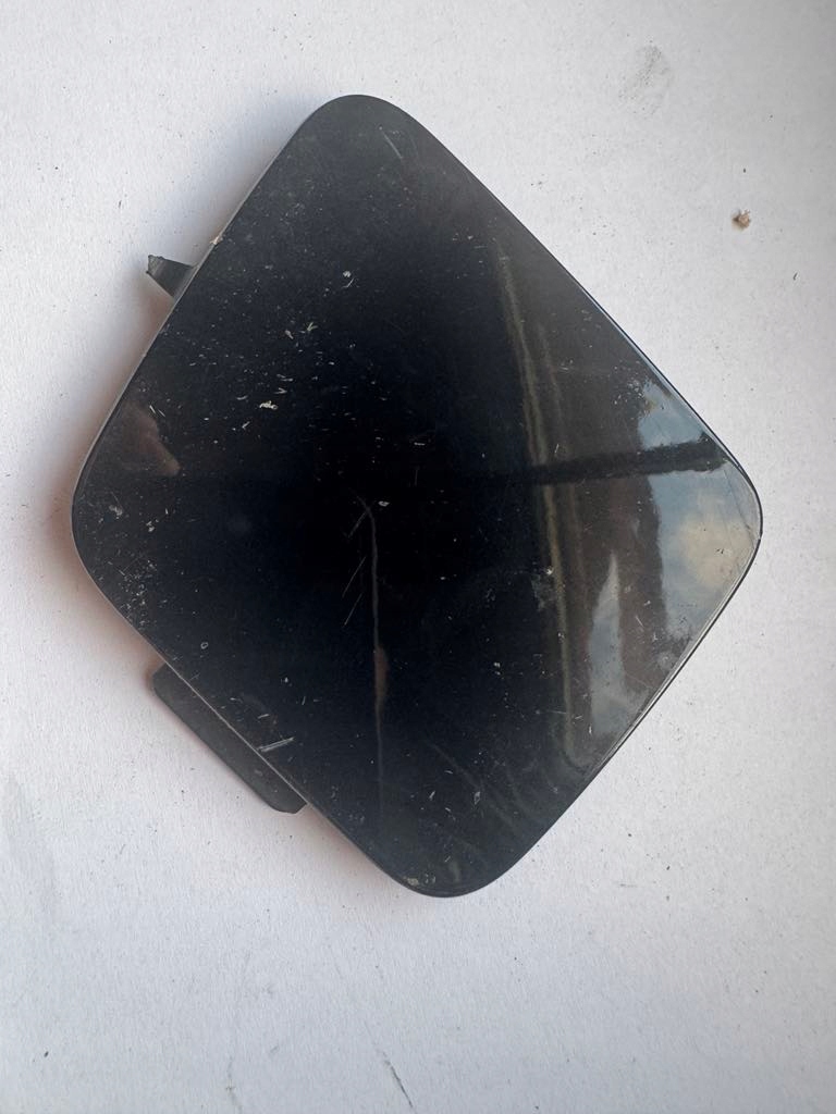 фото №1, Bmw i4 g26 - заглушка фаркоп бампера перед 51118738616