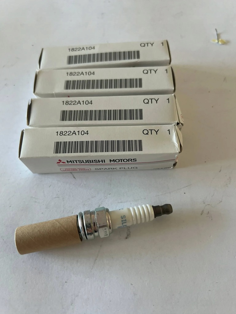 фото №1, Mitsubishi eclipse cross свеча зажигания комплект 4 штуки nowe oem