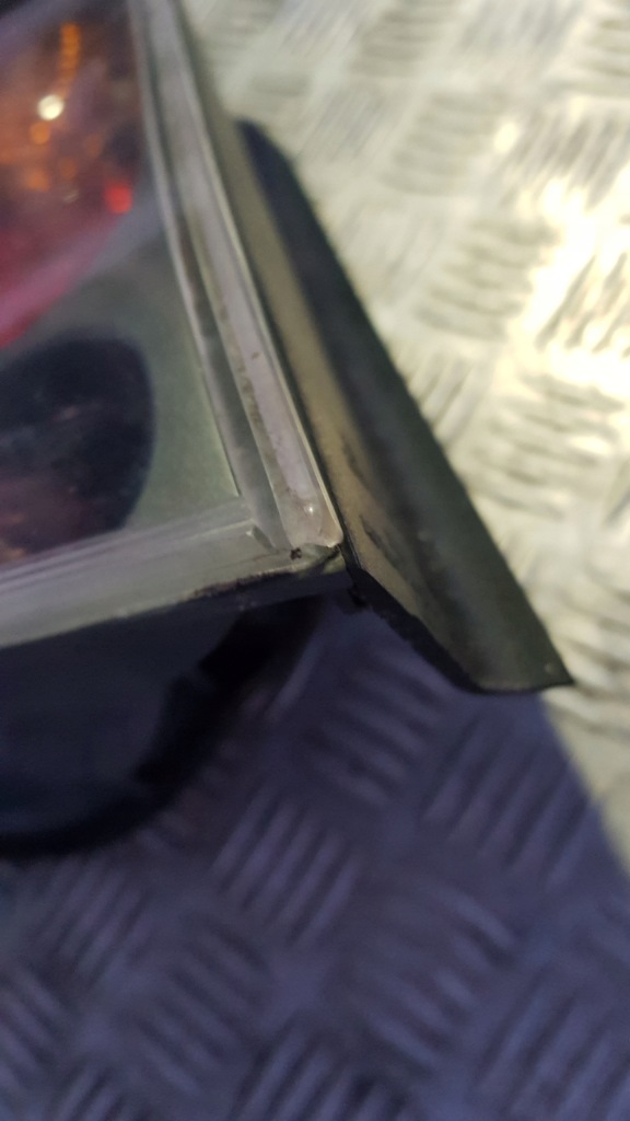 фото №9, Bmw 3 e46 compact лампа задня права