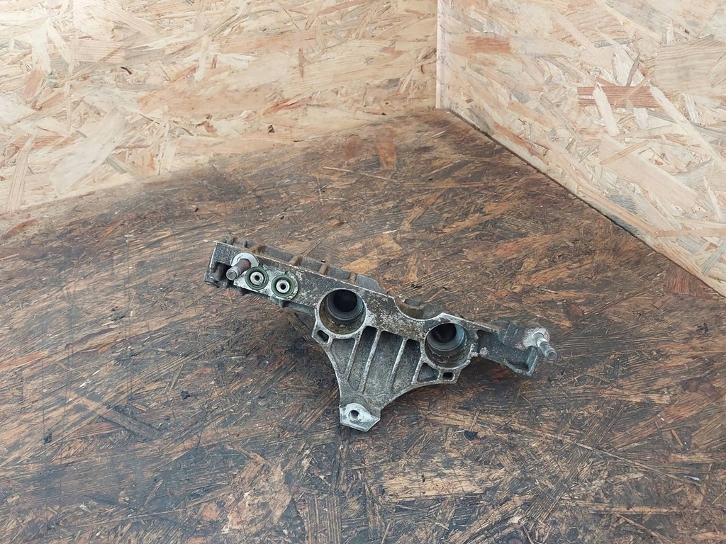 фото №9, Кронштейн радиатора egr jeep 3.0 crd 90513247g