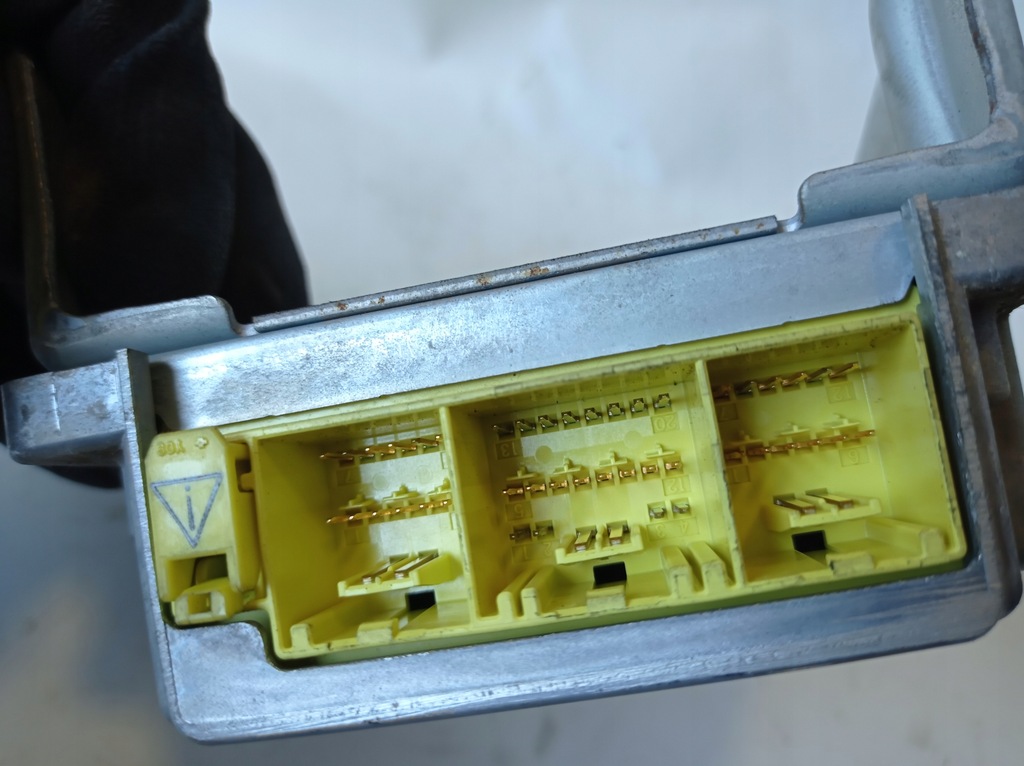 фото №6, Модуль датчик подушка безпеки toyota yaris 8917052090