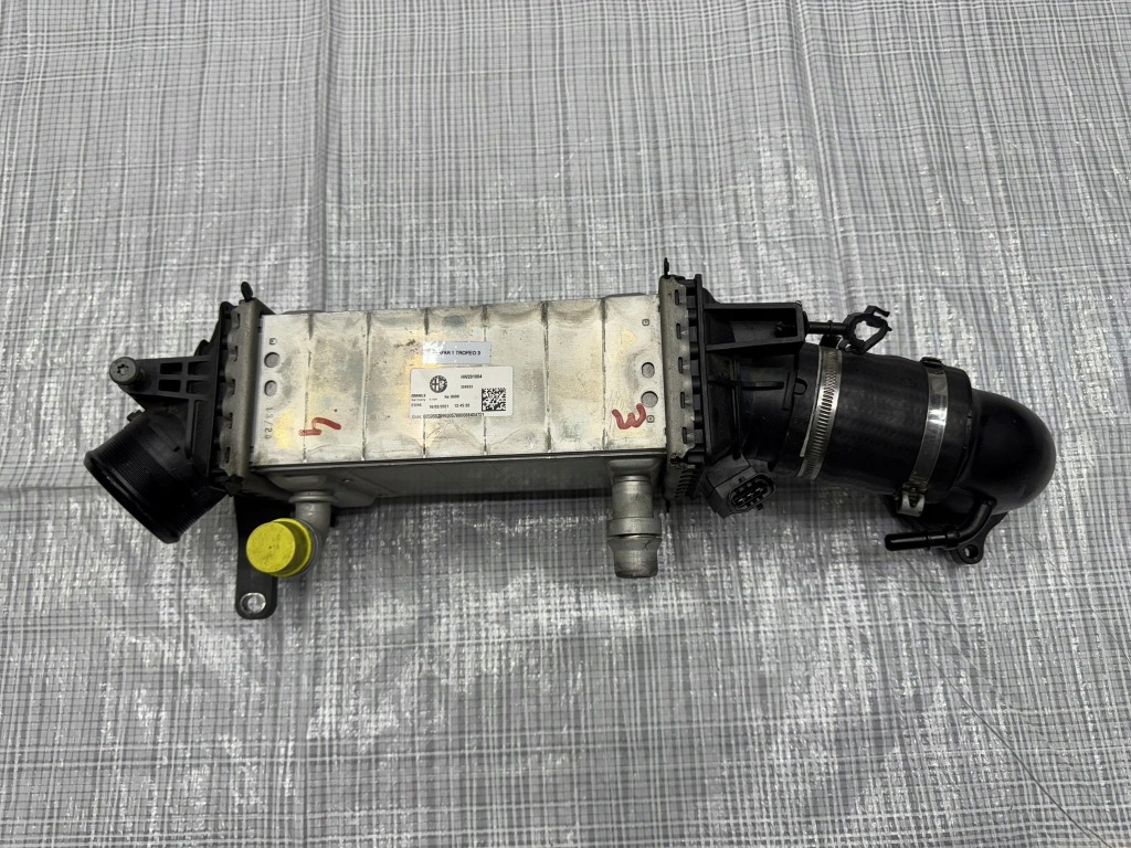 Купить Интеркулер радиатор maserati grecale m182 trofeo 50557596