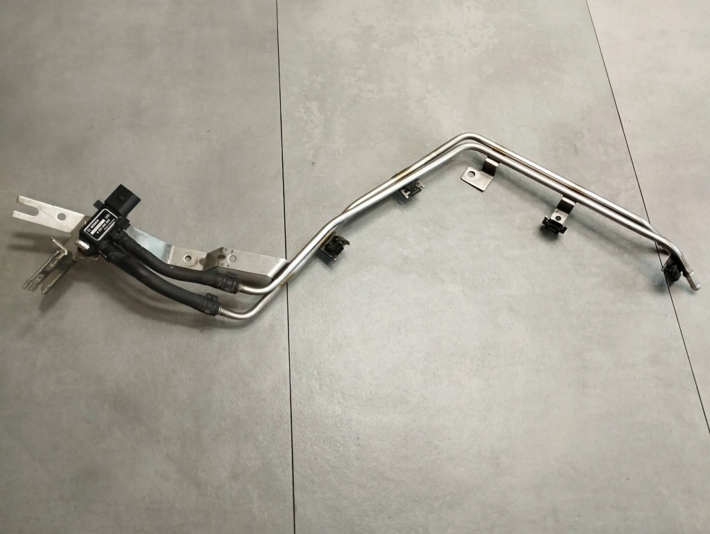 Купити Audi q7 4l шланг датчик вихлопних газів 7l6131552t