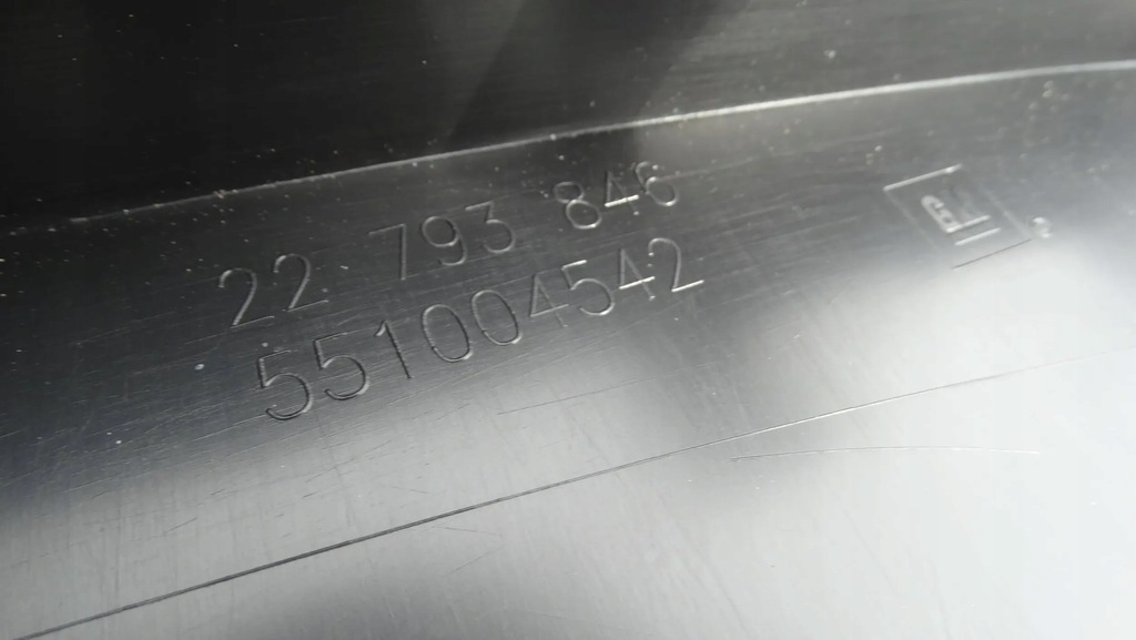 фото №7, Спойлер накладка бампера задняя 22793846 opel insignia a opc lift ideał