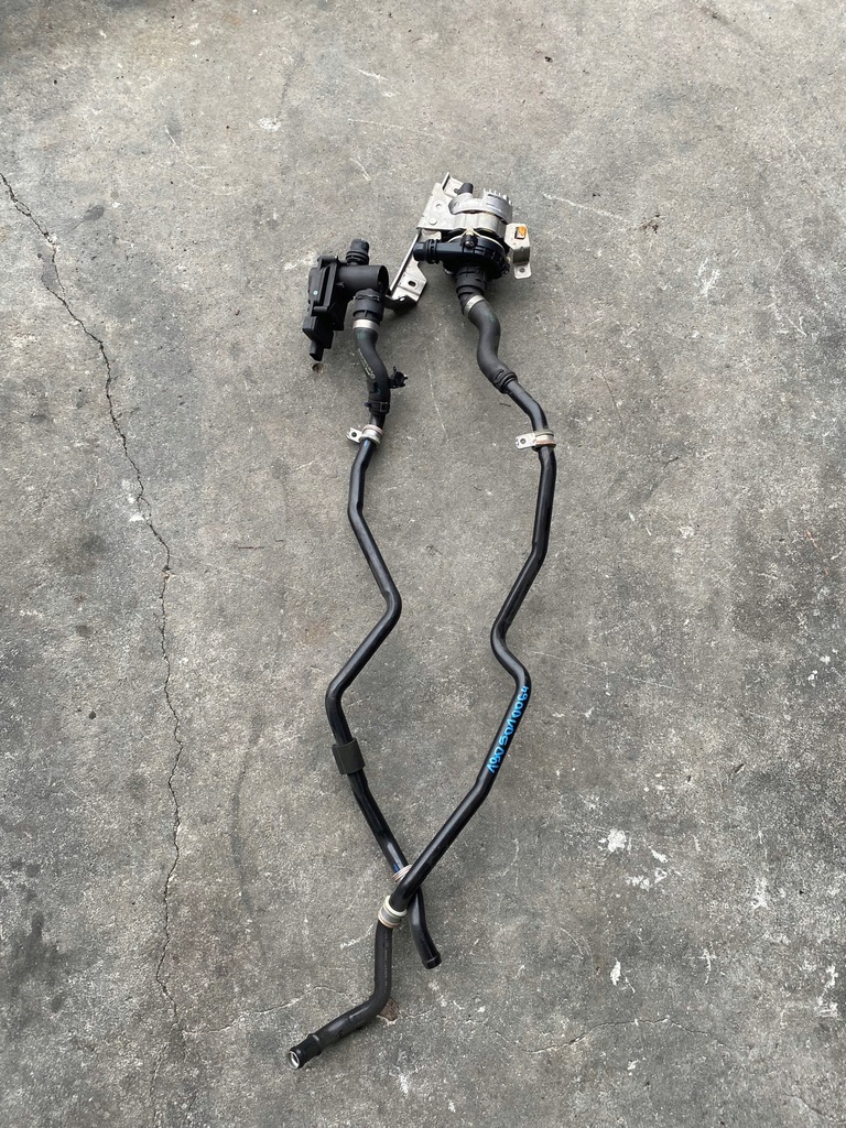 фото №1, Mercedes gt amg насос wody a0005002500