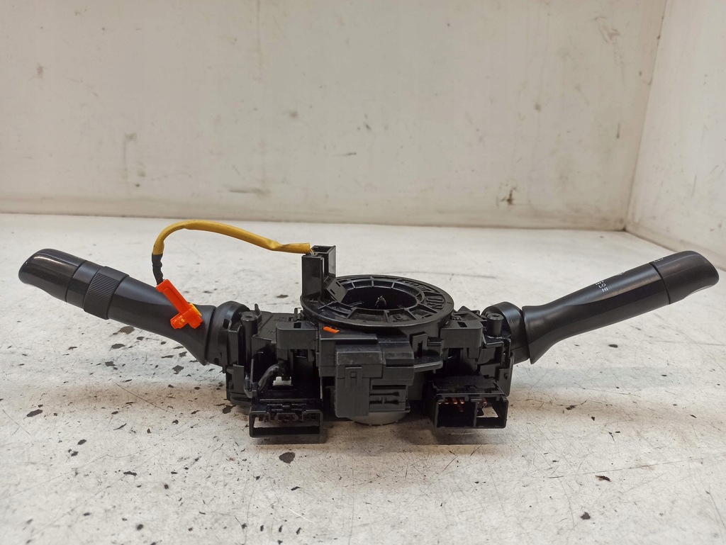 фото №6, Toyota yaris verso 1 переключатель комбинированный 17f001 173848 skuf1772