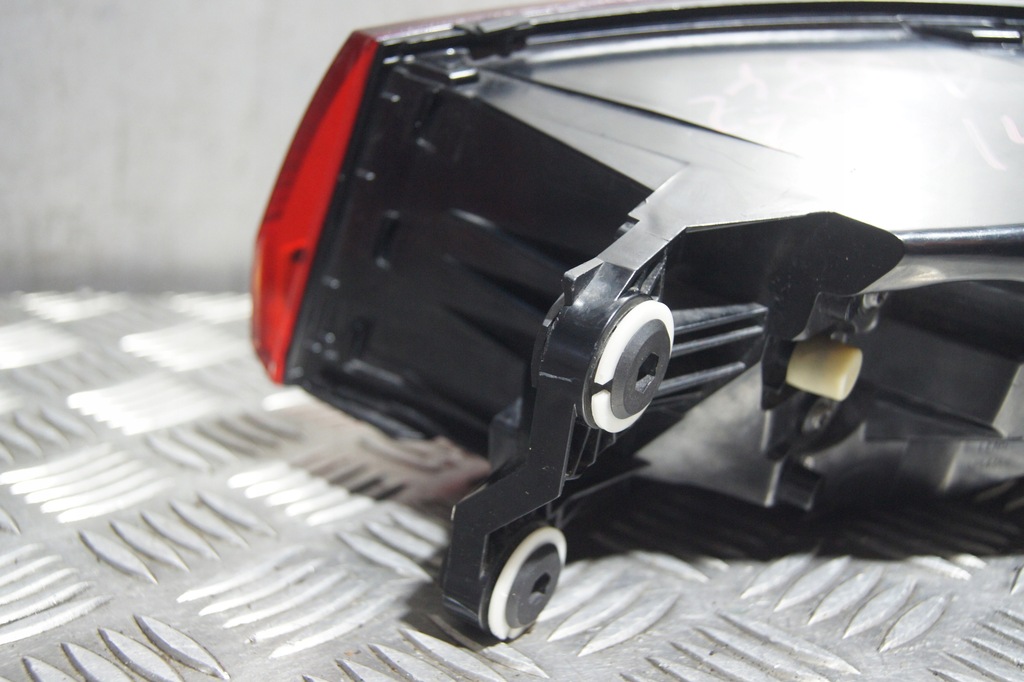 фото №8, Лампа левый задняя matrix audi a3 s3 8y 8y0945207