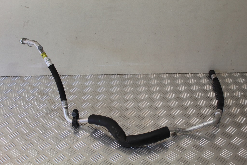 фото №1, Шланг кондиционера jeep renegade 05121043660