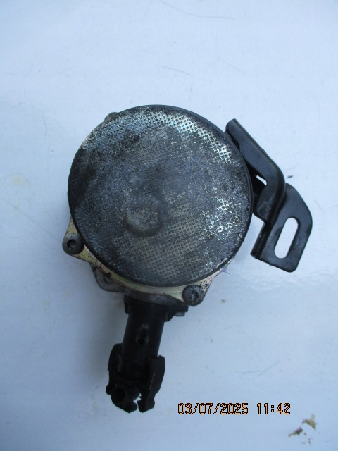 фото №1, Renault clio ii kangoo 1,5dci micra вакуум насос 8200113585