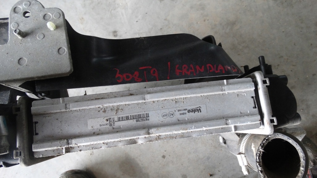 фото №6, Радиатор интеркулер peugeot 308 ii t9 2.0ehdi