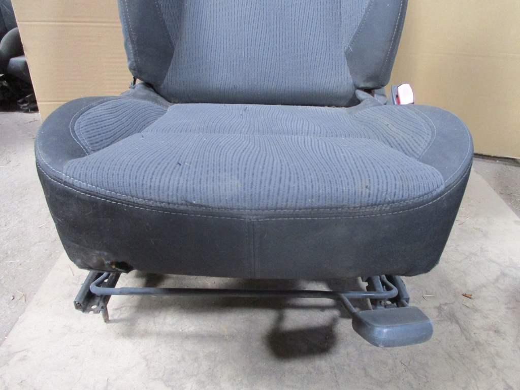 фото №3, Сидіння правий перед renault laguna iii