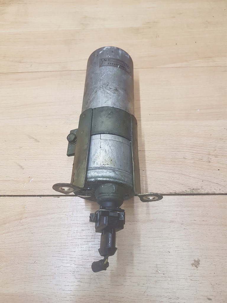 фото №3, Осушитель конденсатор volvo v40 lift 2.0t