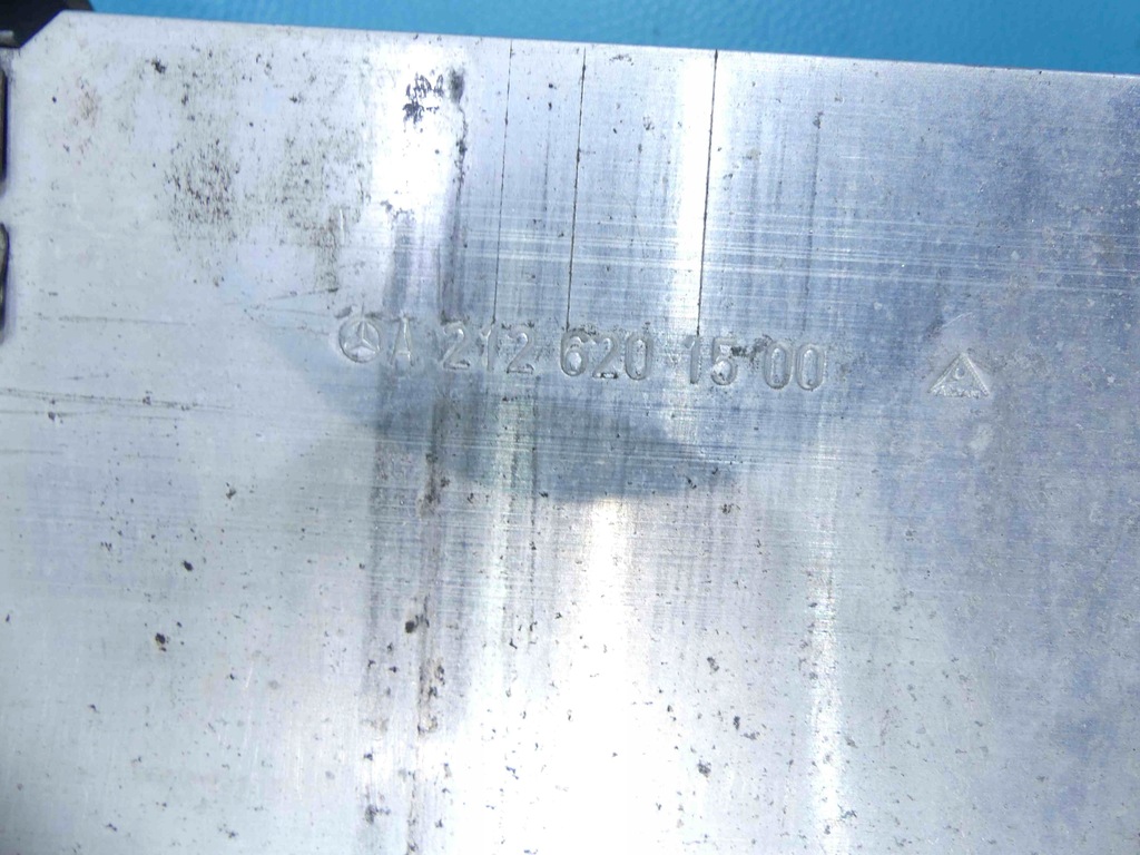 фото №9, Усилитель бампера перед mercedes w212 передние