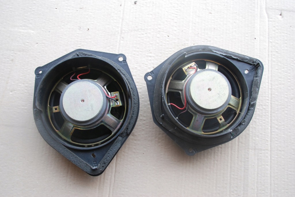 фото №2, Land cruiser 95 90 2002 r динамик дверь оригинал