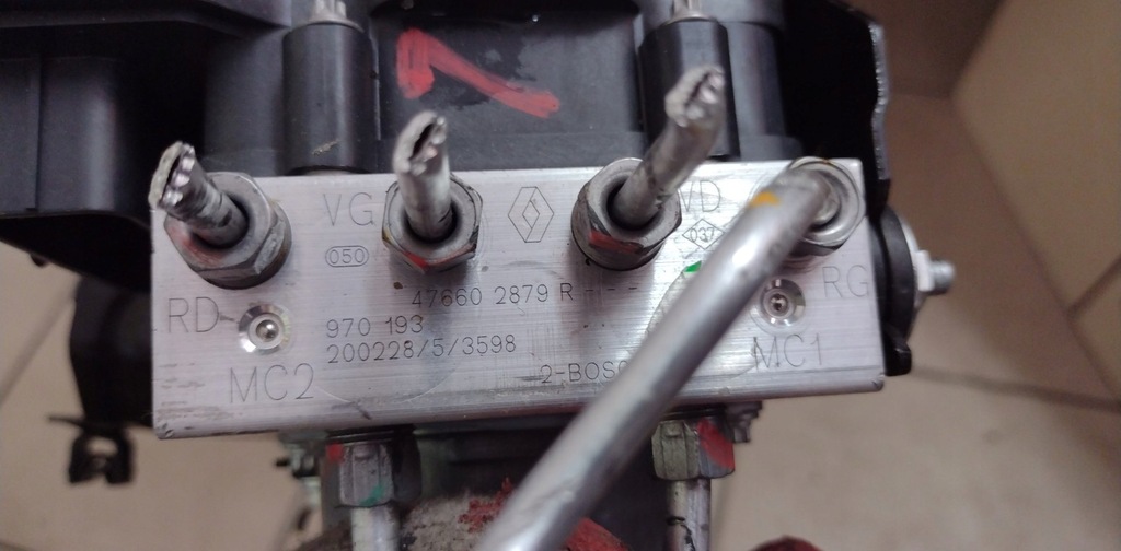 фото №3, Насос блок управления abs renault clio v 476602879r