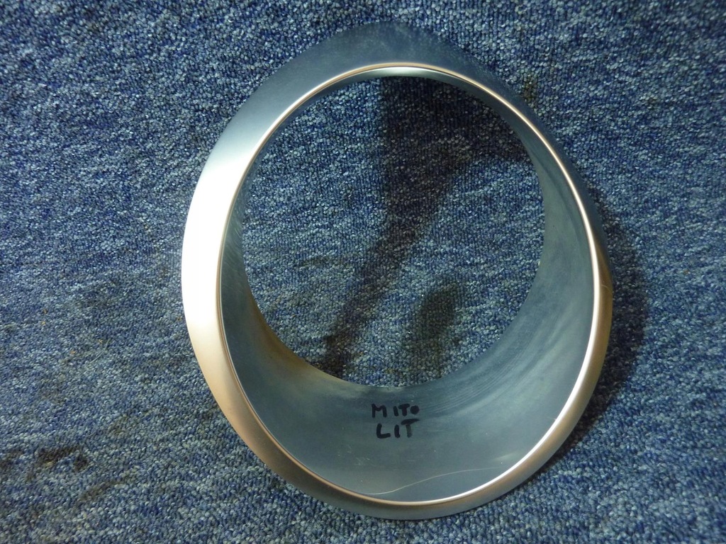 фото №1, Рамка лампы alfa romeo mito 08- левая задняя хром