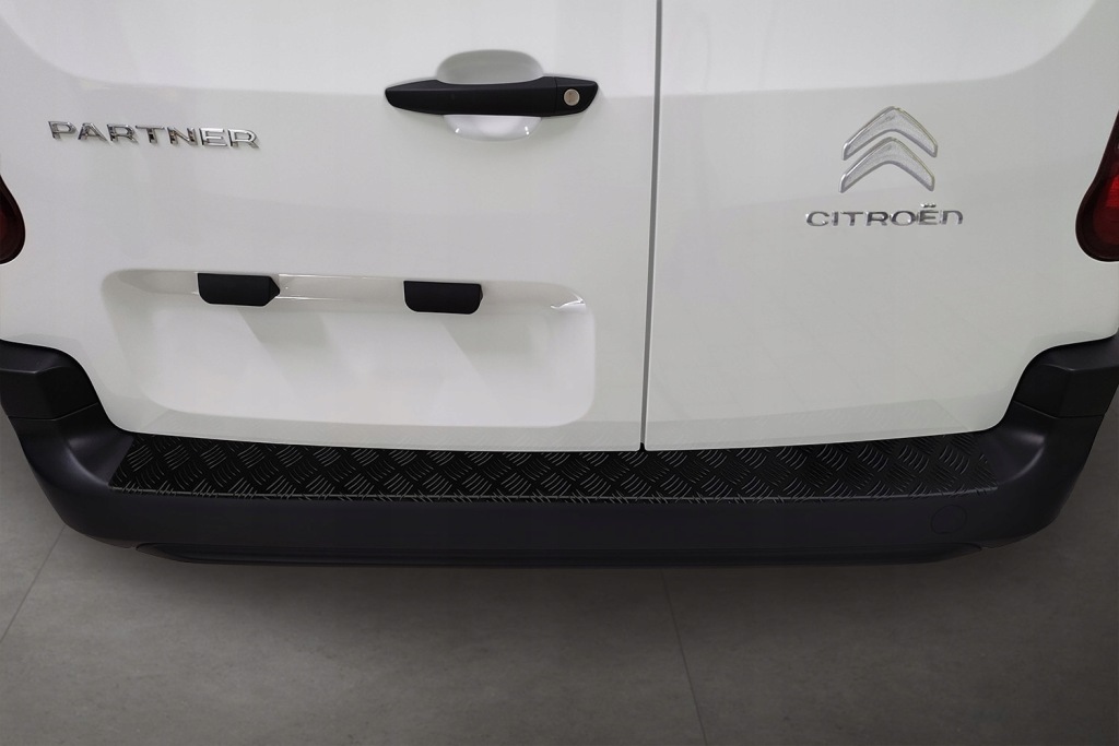 фото №4, Молдинг na бампер toyota proace city 2019-