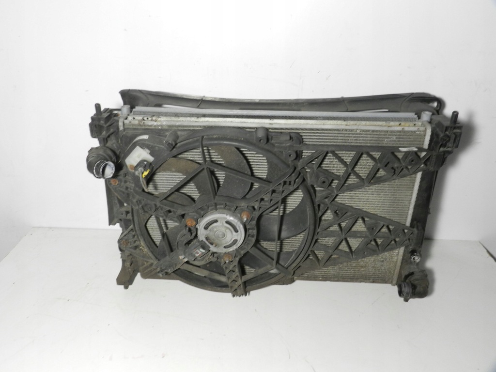 фото №8, Комплект радиатор интеркулер вентилятор 1.4t 1.6d 1.9d fiat bravo ii 07-14