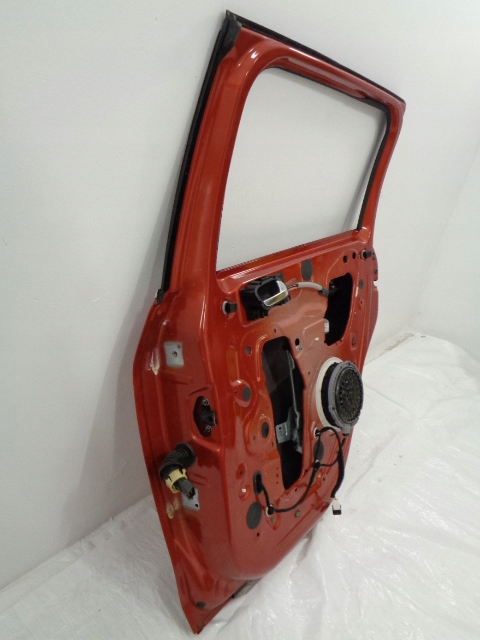 фото №8, Peugeot 2008 дверь правое задние идеальное состояние khk