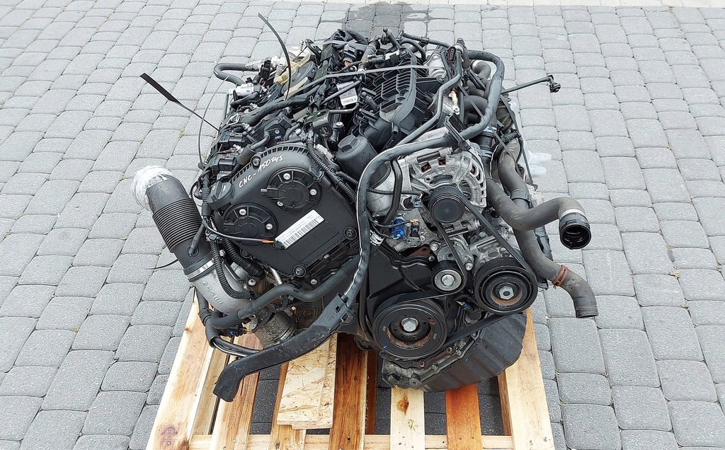 фото №1, Двигун kompletny audi a4 a5 2.0 fsi