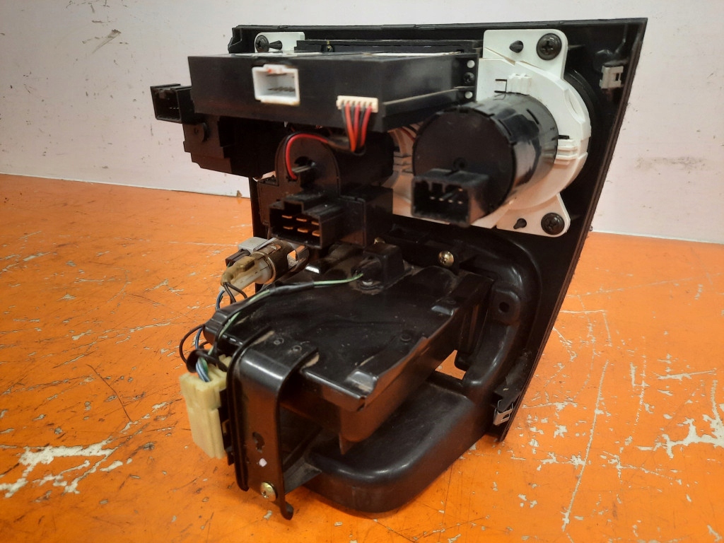 фото №6, Hyundai santa fe i 00-04 панель кондиционера обдув 97250-26xxx g4js