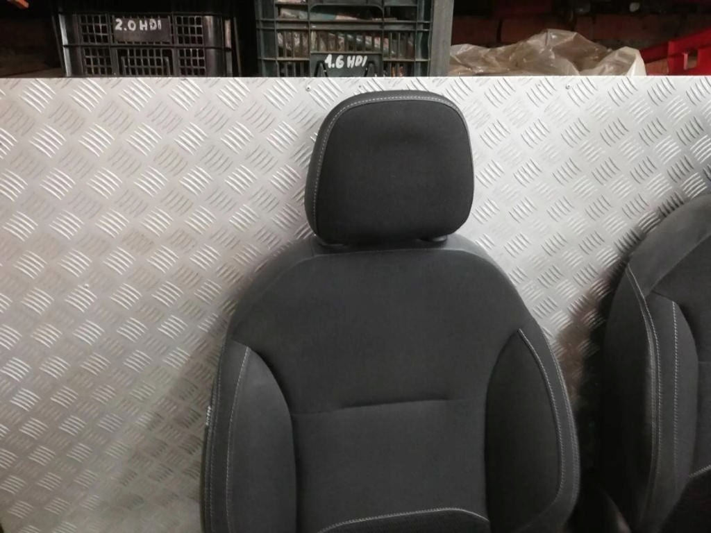 фото №9, Сиденья заднее сиденье ремни комплект citroen c3 ii lift