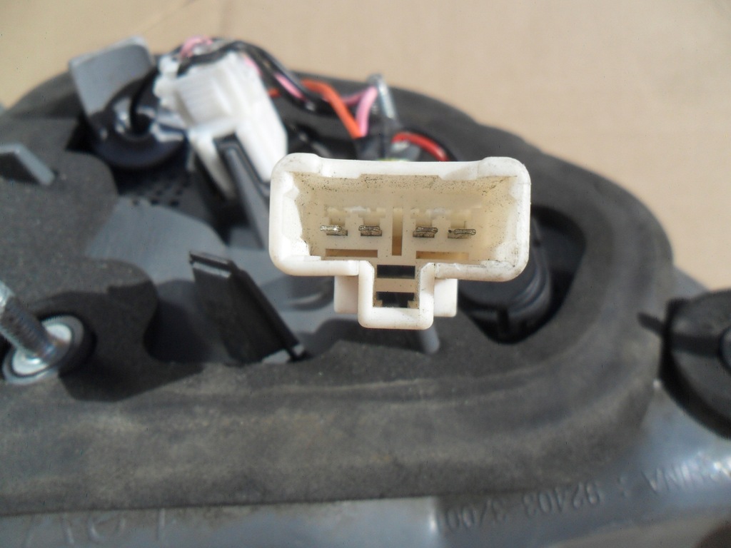 фото №13, Hyundai i40 kombi lift - лампа лівий задня led 15-19