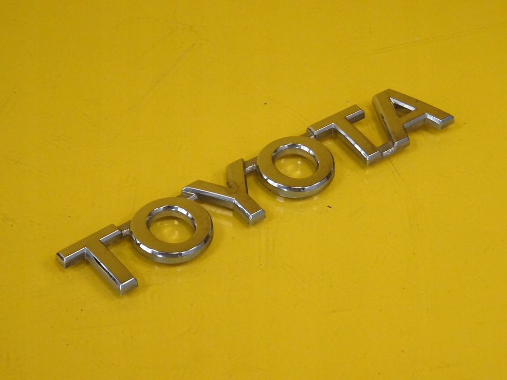 фото №1, Значок емблема надпис toyota yaris nr142
