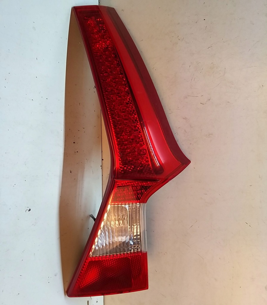 фото №1, Volvo v70 iii лампа задняя задняя правая верхний