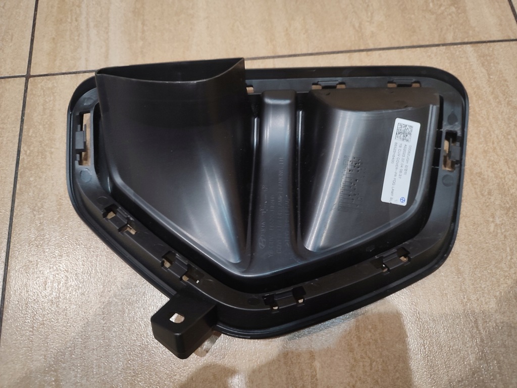 фото №8, Решётка заглушка бампера перед передний левая kia stonic 17-21